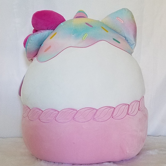 Hello Kitty Squishmallow/Hello Kitty Ice Cream Cupcake Unicorn - Picture 7 of 12
